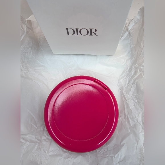 NEW Dior Cannage Heart Dual Compact Mirror! - Picture 4 of 10